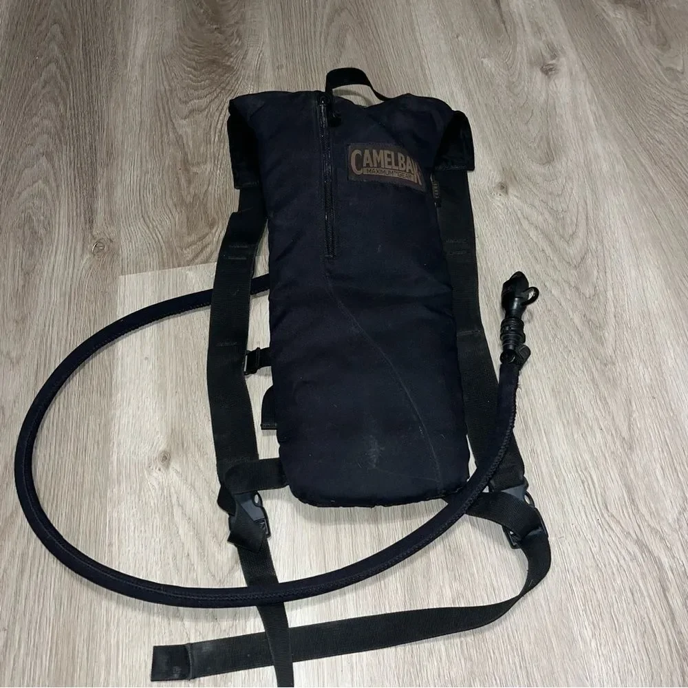 CamelBak Classic Black Hydration Pack with Reservoir